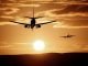 Flugzeug und Abendrot